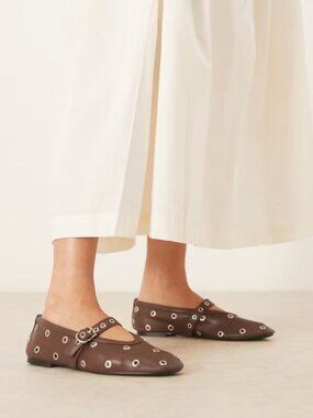 NWT Glamorous Ballet Flats with Buckle Straps and Grommets-Brown Size 8